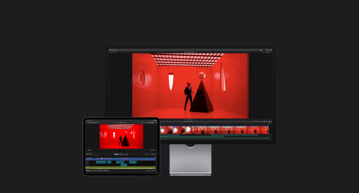 Studio Display pour Mac, iPad Pro 13 pouces, timeline de Final Cut Pro, image d’un homme en costume bleu pla?ant un ballon argent au-dessus d’une pyramide noire dans une pièce rouge avec des fenêtres de forme abstraite