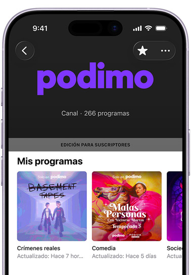 iPhone, parte delantera exterior, en la pantalla aparece el canal The New York Times en Apple Podcasts, texto que dice: ?Cómo deberían sonar las noticias?, 42 programas, el banner ?Edición para suscriptores? aparece encima de la sección ?Mis Programas?, que incluye ?Modern Love?, ?The Wirecutter Show? y un tercer programa parcialmente visible, clasificados en la categoría ?Sociedad y cultura?