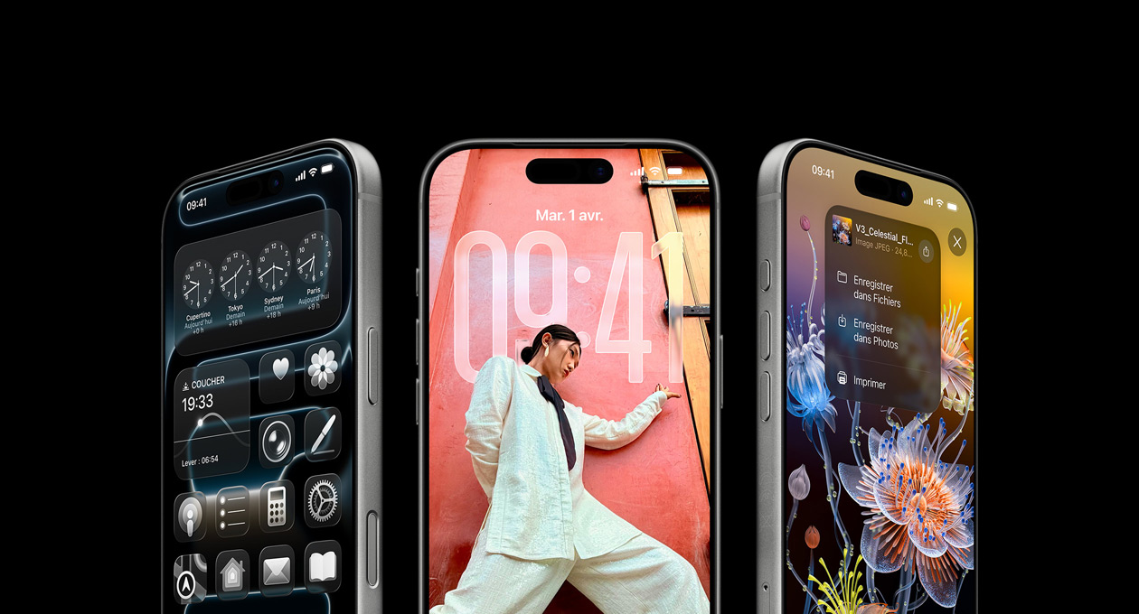 Trois modèles d’iPhone 17 Pro, face avant, c?te à c?te, affichant l’app Horloges, l’écran verrouillé d’iOS 26 et comment enregistrer des contenus à partir de notes dans l’app Notes.