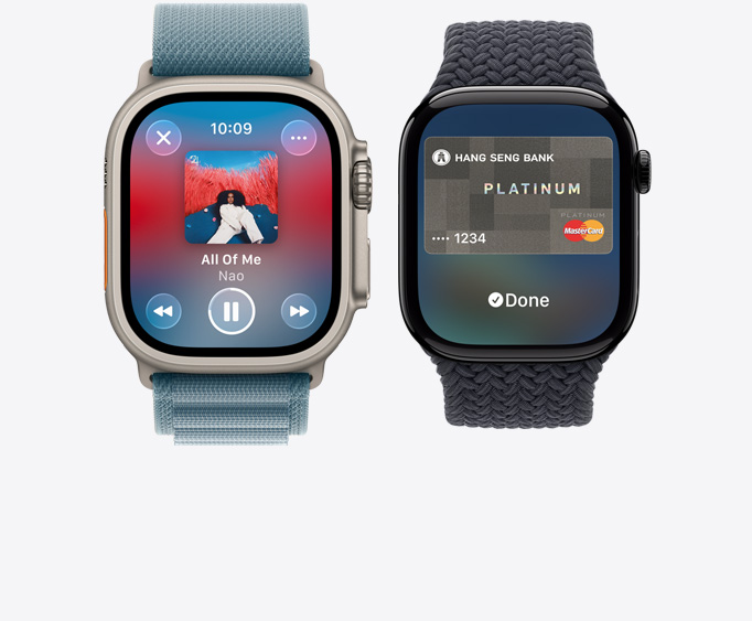 Apple?Watch Ultra?3，原色鈦金屬錶殼，螢?zāi)徽故?Apple Music app 的正在播放畫(huà)面，Apple Watch Series 11，拋光亮黑色鋁金屬錶殼，螢?zāi)徽故?Apple Pay 的畫(huà)面