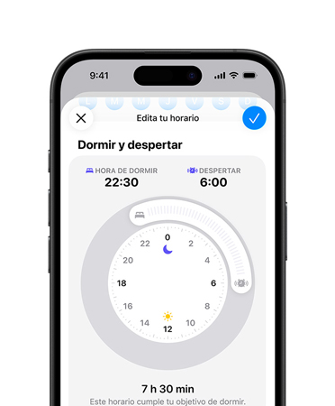 iPhone, app Salud abierta en la sección de rutina de sue?o, horario para irse a dormir programado a las 10:30 de la noche, horario para despertarse programado a las 6:00 de la ma?ana, en el centro de la pantalla se muestra un dial circular con el objetivo de sue?o de 7 horas 30 minutos cumplido