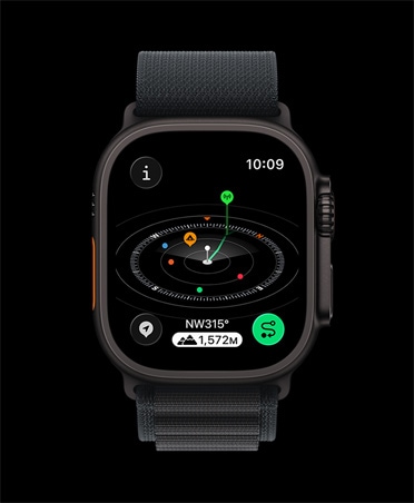Apple Watch Ultra 3, melna krāsa, titāna ietvars, Compass aplikācija, atzīmēti karodzi?i, siksni?a, melna Alpine Loop siksni?a