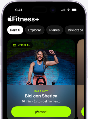 Pantalla de un iPhone con una recomendación de entrenamiento de Bici en la pesta?a Para Ti de la app Fitness+