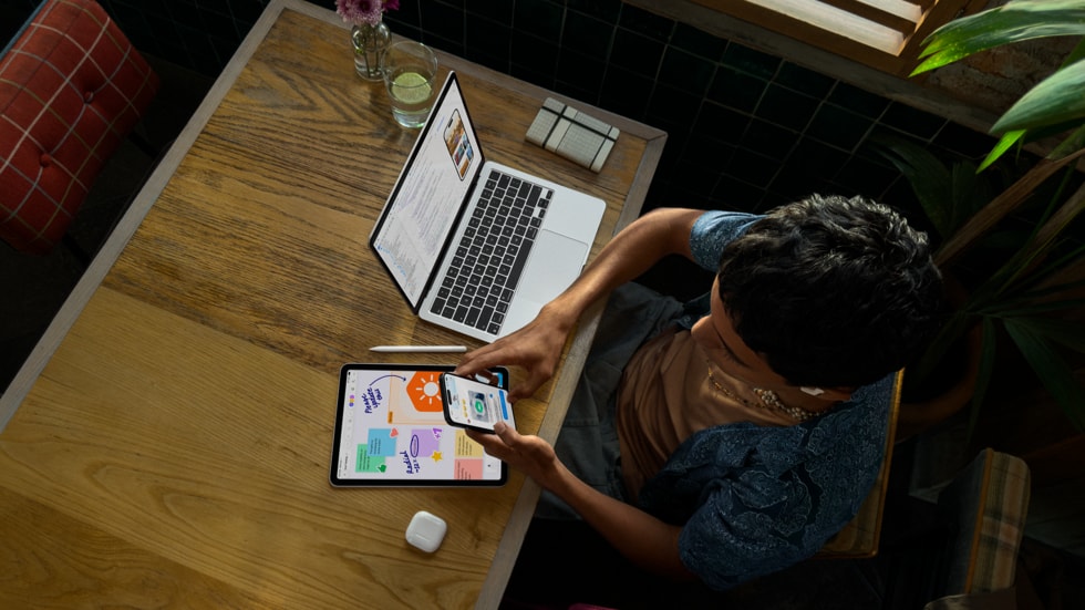 ??????????????????????????? iPhone ???????????????????????? MacBook Pro ??????????????????????????? ????????? iPad, Apple Pencil ??? AirPods