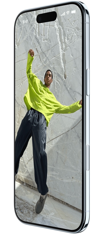 iPhone Air, exterior fa??, exterior lateral, cu aplica?iile H?r?i, Muzic? ?i Apple TV+, prezentand func?ia Comutator aplica?ii ?n utilizare