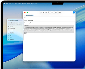 Obrazovka MacBooku Air s uká?kou pou?itia Nástrojov na písanie s Apple Intelligence pri písaní e-mailu