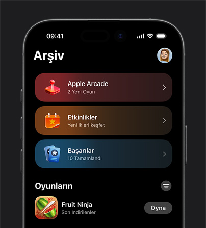 iPhone 17 Pro ekran?nda g?sterilen Apple Games’teki Kitapl?k sekmesi g?steriliyor