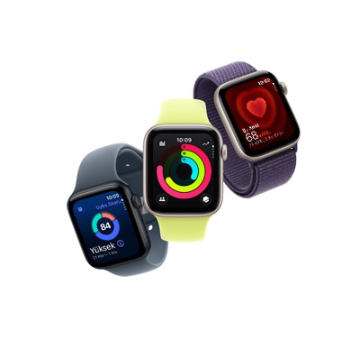 Farkl? a??larla yerle?tirilmi? adet Apple Watch SE.