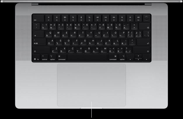 打開的 MacBook Pro 16 吋俯視圖，展示位於鍵盤下方的力度觸控板