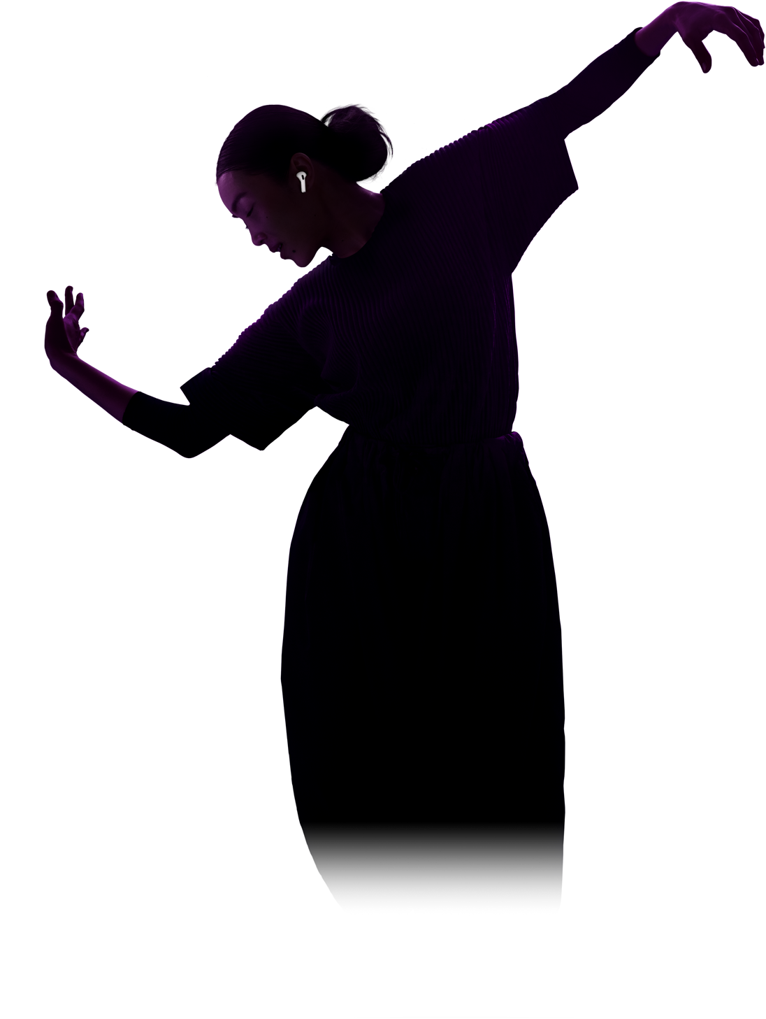 Une personne danse en portant des AirPods 4
