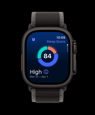 Apple Watch Ultra 3, μα?ρο χρ?μα, κ?σα απ? τιτ?νιο, οθ?νη που δε?χνει ?να κυκλικ? γρ?φημα βαθμολογ?α? ?πνου, λουρ?κι, Trail Loop, μα?ρο/ανθρακ? χρ?μα