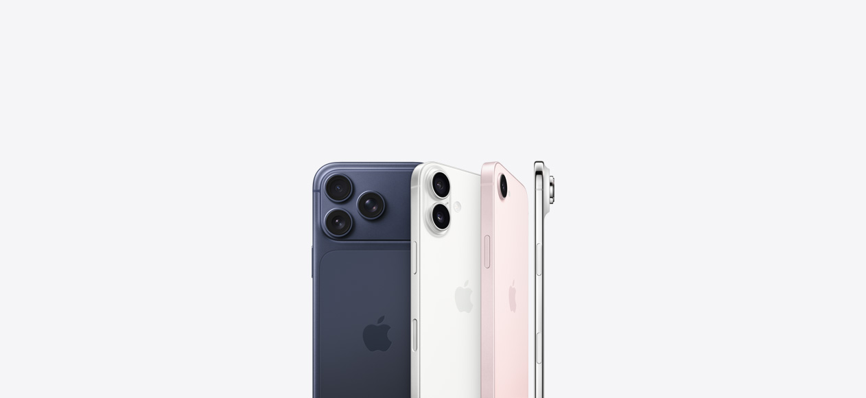 iPhone 17 Pro, face arrière, coloris bleu intense, système caméra Pro Fusion dans le coin supérieur gauche, logo Apple au centre, iPhone 17, face arrière, coloris blanc, système à deux caméras Fusion dans le coin supérieur gauche, logo Apple au centre, iPhone 17e, face arrière, coloris rose pastel, système caméra Fusion dans le coin supérieur gauche, logo Apple au centre, iPhone Air, c?té, profil en titane, système caméra Fusion dans le coin supérieur gauche