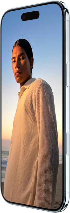 iPhone Air, fra baksiden, i fargen himmelbl?, Fusion-hovedkamerasystem i plat? ?verst
