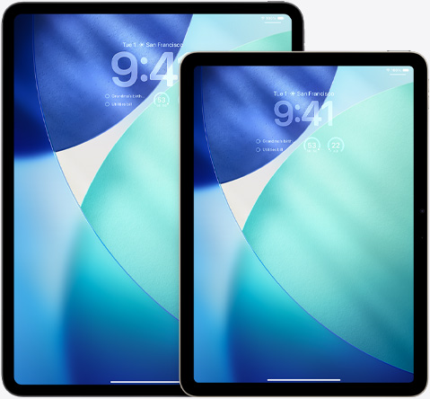 iPad e iPad Air colocados lado a lado na vertical, com o iPad Air sobreposto ao iPad, a mostrarem o ecr? bloqueado com as horas em Liquid Glass transparente