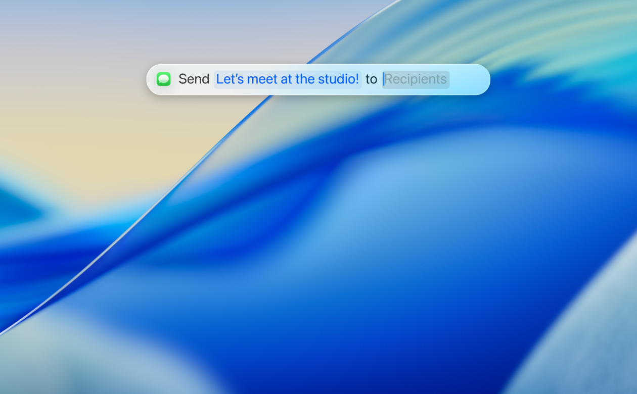 Primer plano de la nueva app Spotlight translúcida, una persona usa la app Mensajes para mandarle un mensaje de texto a uno de sus contactos