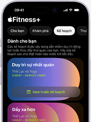 ?ng d?ng Apple Fitness+ trên iPhone hi?n th? màn hình tab K? Ho?ch, v?i các k? ho?ch Dành Cho B?n: Duy Trì S? Nh?t Quán và ??y Xa H?n