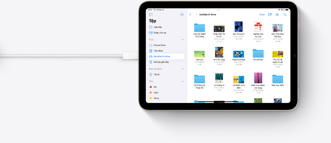?nh trên iPad mini ? ch? ?? xem ngang ???c k?t n?i v?i cáp USB-C.